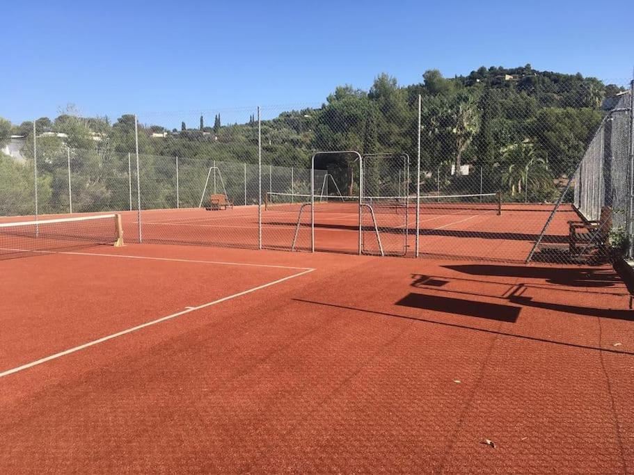 10 A 12 Pers Famille Amateurs Randonnee Boulouris Panorama Saint Raphael Tennis Piscine Partage Eksteriør bilde