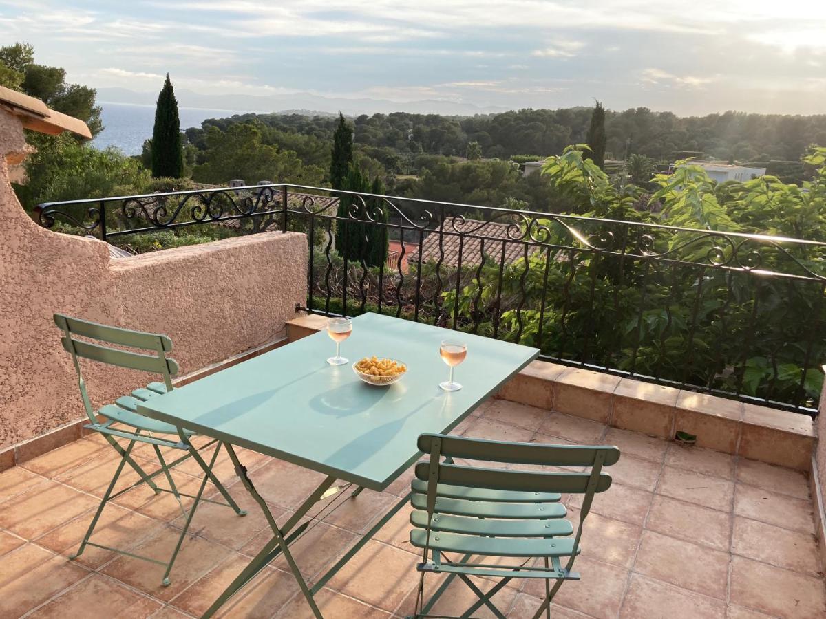 10 A 12 Pers Famille Amateurs Randonnee Boulouris Panorama Saint Raphael Tennis Piscine Partage Eksteriør bilde